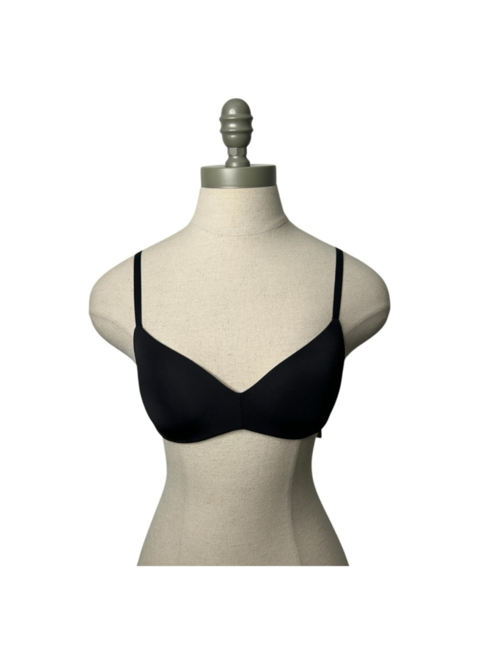 Skims Kim Kardashian Wireless Form Push Up Plunge Bra in Onyx Black 34C